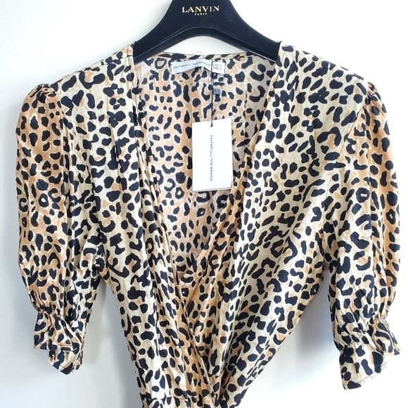 Faithfull The Brand Abbey Wrap Le Cinq Animal Print Midi Dress NWT Size 4/Small - Picture 6 of 12